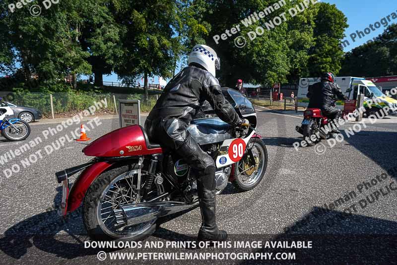 cadwell park;cadwell park photographs;cadwell trackday photographs;enduro digital images;event digital images;eventdigitalimages;peter wileman photography;racing digital images;trackday digital images;trackday photos